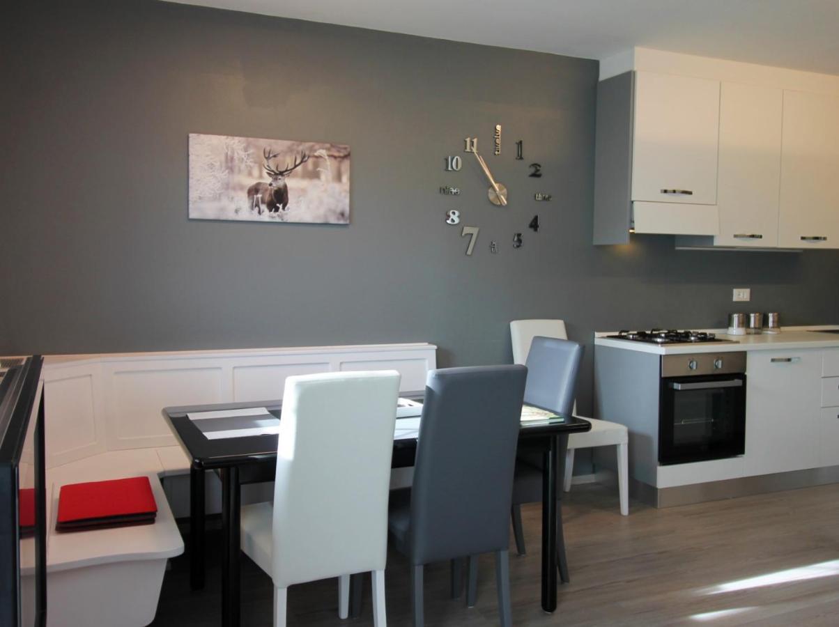 Apartamento Casa 4 Pioppi - Agenzia Dolomiti Affitti Cavalese Exterior foto